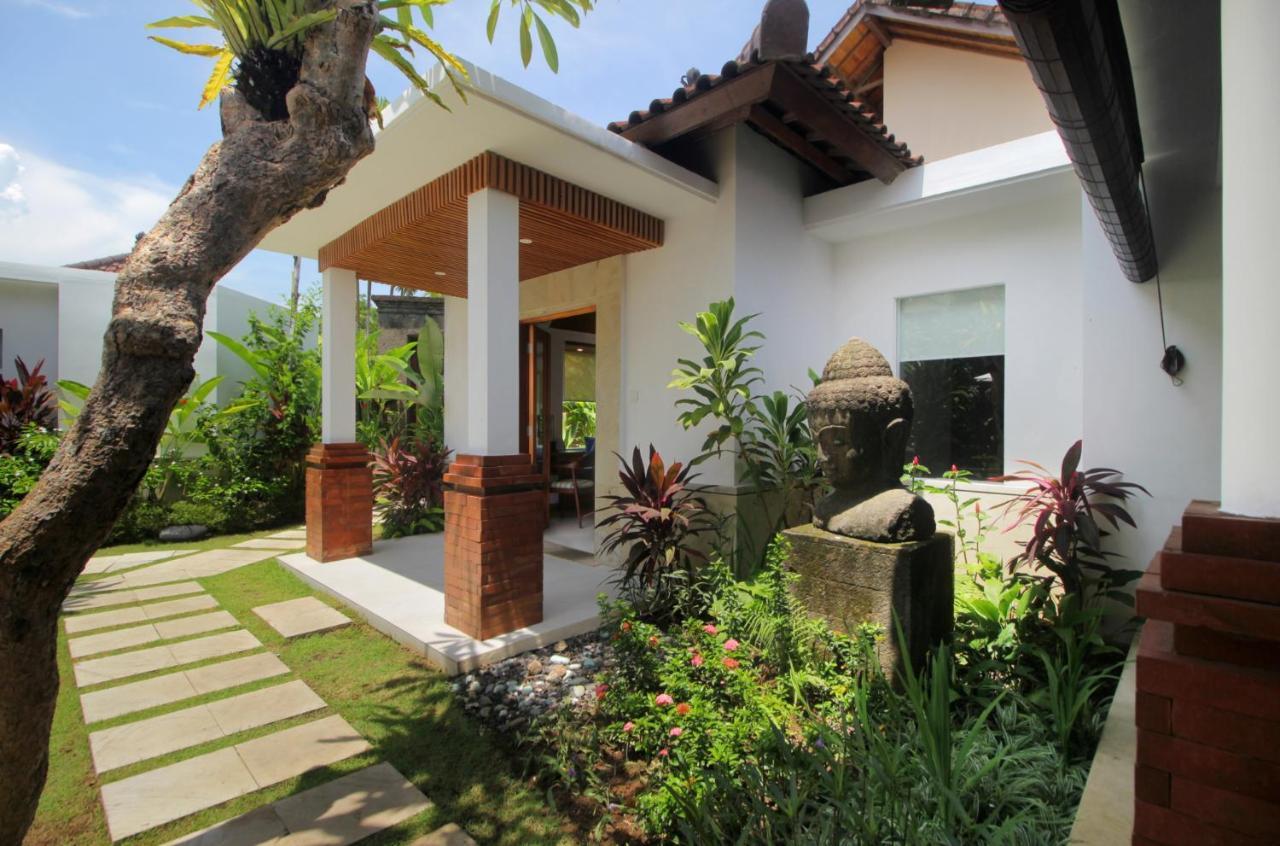 Sagara Villas And Suites Sanur By Ahm Exterior foto A villa in Bali