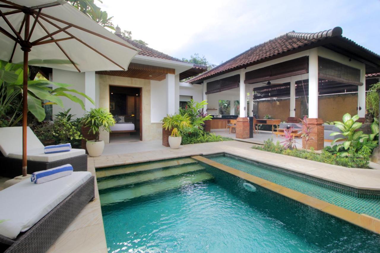 Sagara Villas And Suites Sanur By Ahm Exterior foto A pool villa at the resort