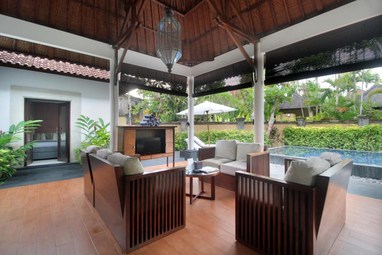 Sagara Villas And Suites Sanur By Ahm Exterior foto Living room of a pool villa