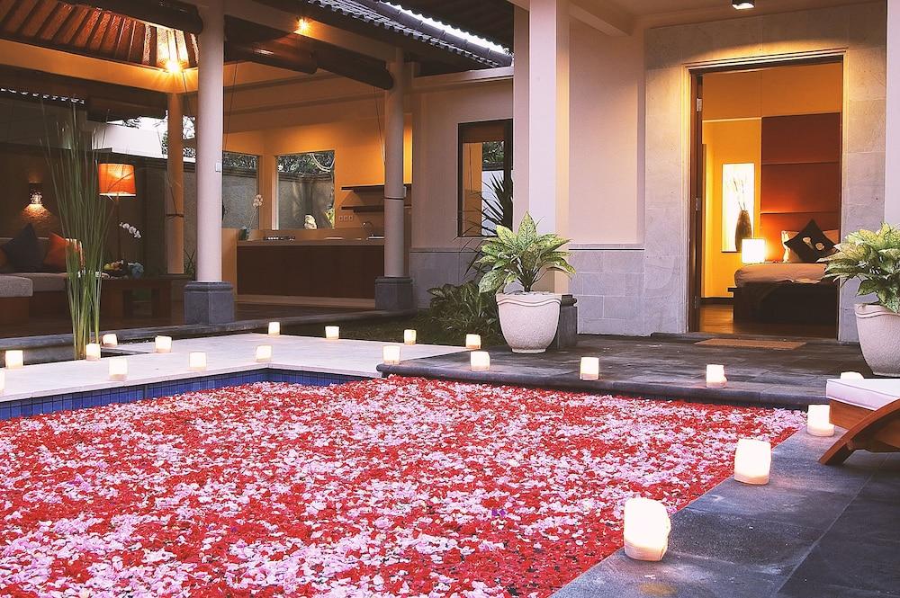 Sagara Villas And Suites Sanur By Ahm Exterior foto The lobby of the hotel