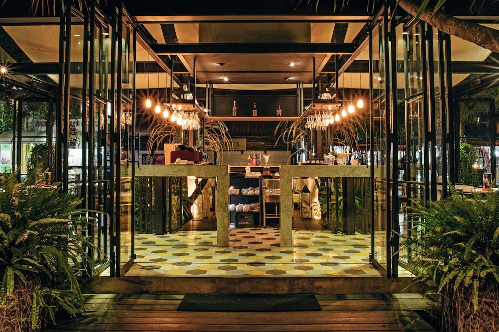 Sagara Villas And Suites Sanur By Ahm Exterior foto The lobby of the hotel